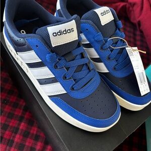 Adidas men’s 6.5 Breakbase J New in box